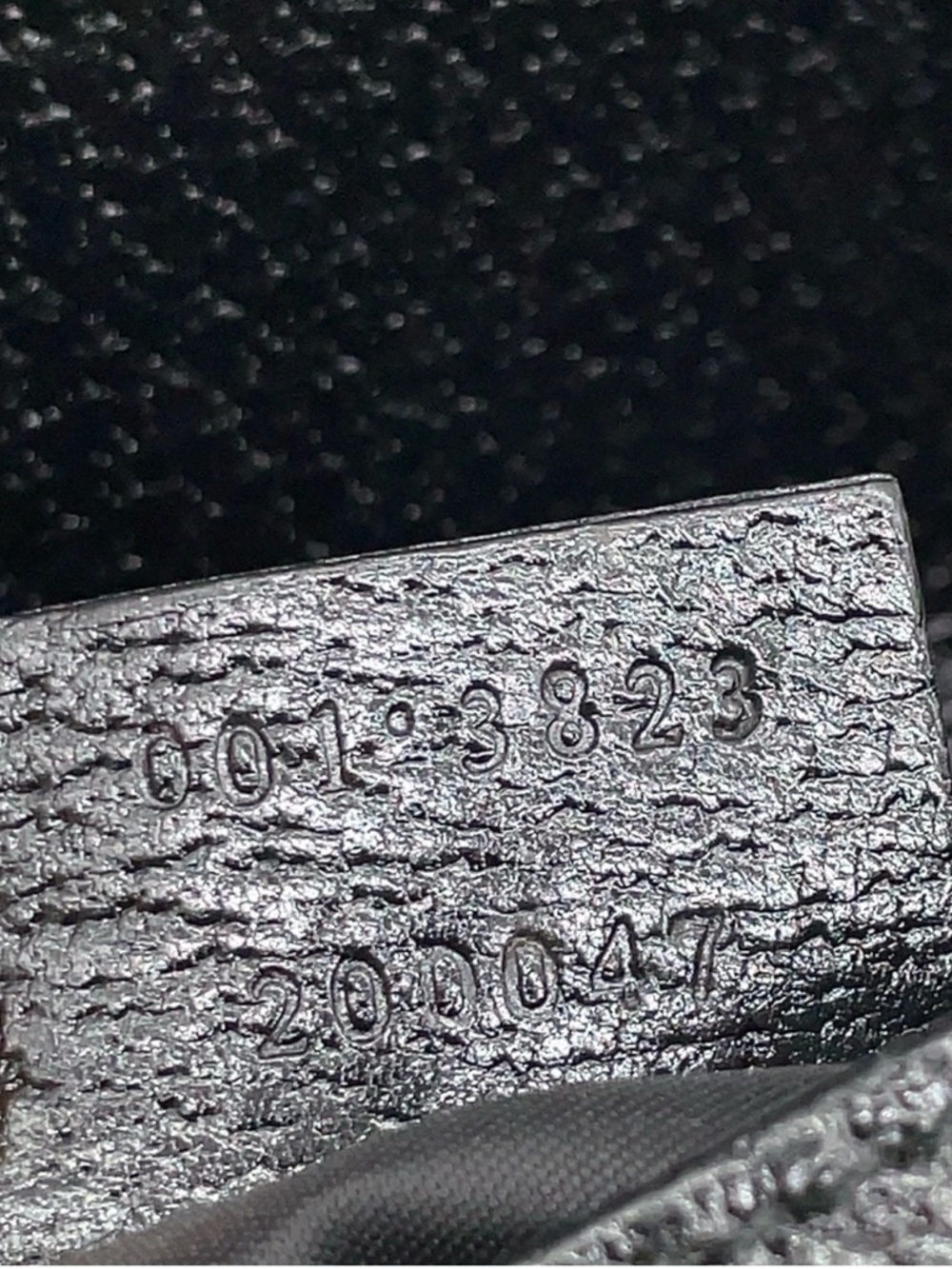 Gucci Black Leather Shoulder Bag with Silver Double G - Picture 16 of 16